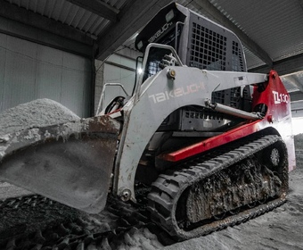 Гусеничный погрузчик Takeuchi TL 130 